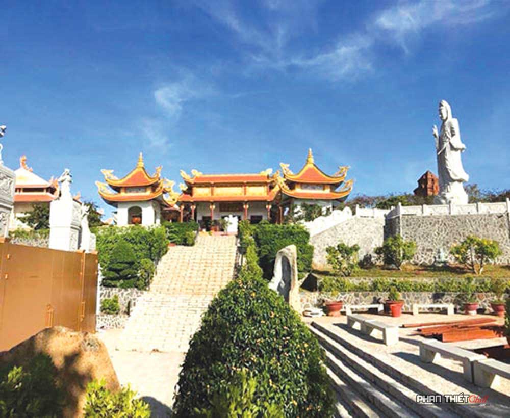 Buu Son Tu Pagoda
